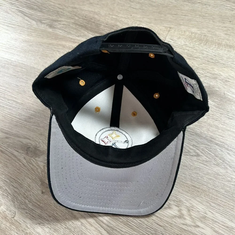 Vintage Logo Athletic Pittsburgh Steelers Hat Snapback NFL Black Wool Blend‎ Cap